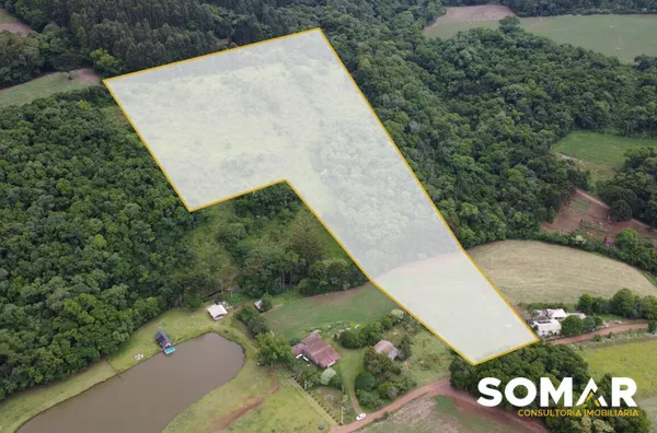 Área à venda no interior de Herval D'Oeste/SC! 40 mil metros quadrados, próximo à Cabana Boa Esperança e a menos de 1,5km da BR282.  Para mais informações chame agora no Whatsapp: (49) 3030-0120