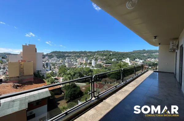 EXCLUSIVO    Apartamento com 4 quartos, sendo 2 suítes no centro de Joaçaba/SC! São 278m² muito bem distribuídos em um imóvel que vai te surpreender. Além disso, o edifício oferece piscina, salão de festas e sauna. Para completar, você terá à disposição 2 vagas de garagem!  ?Valor: R$ 1.500.000 ? Solicite mais informações aqui pelo direct ou no whatsapp: (49) 3030-0120
