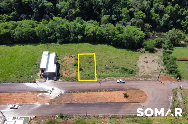 Terreno à venda no Bairro das Nações