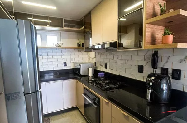 Excelente Apartamento Mobiliado com 2 quartos para Venda no Meireles