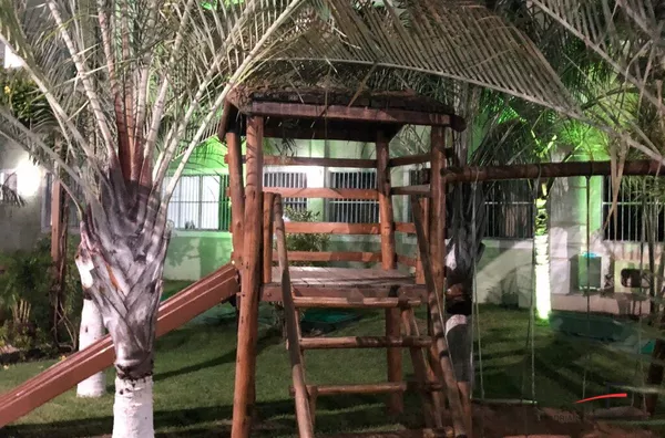 Apartamento mobiliado com 2 quartos no Costa Atlântico.