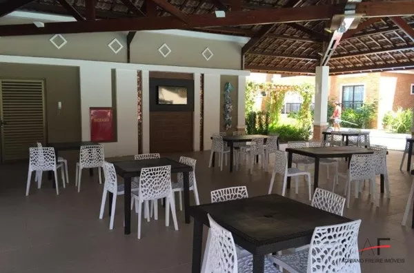 Apartamento porteira fechada com 2 suítes para venda no Porto Das Dunas