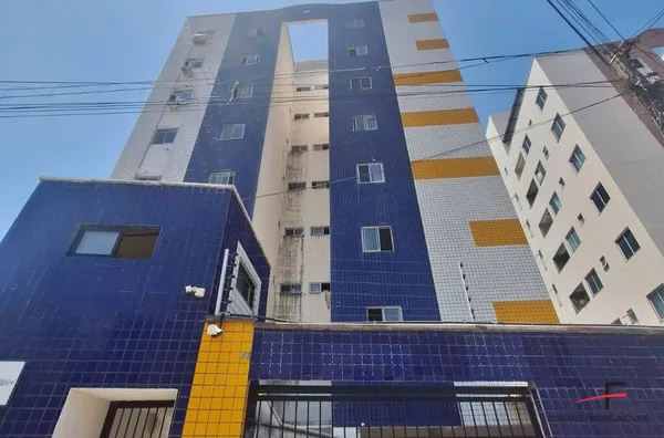 Apartamento todo reformado com 3 quartos para venda no Papicu