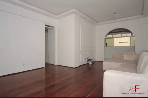 Apartamento com 2 suítes para venda no Edifício Hollywood