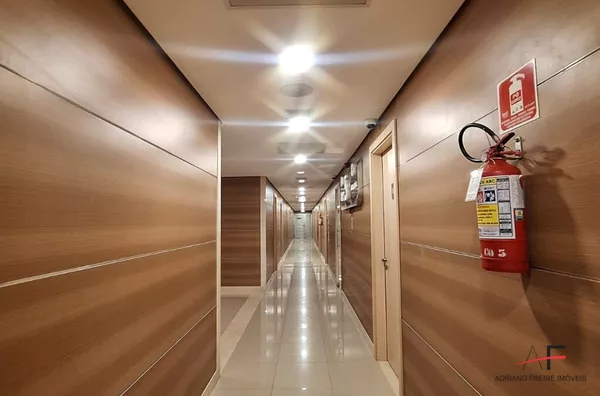 Sala para locação no melhor Centro Empresarial, Rio Mar Trade Center