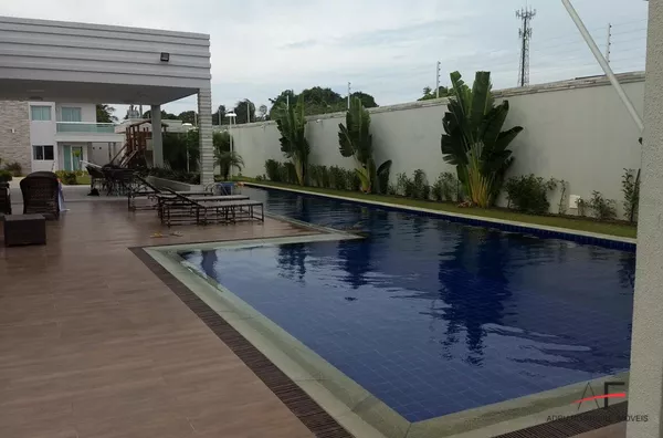 Excelente Casa Duplex com 3 quartos para venda no Condomínio Bele Carmele