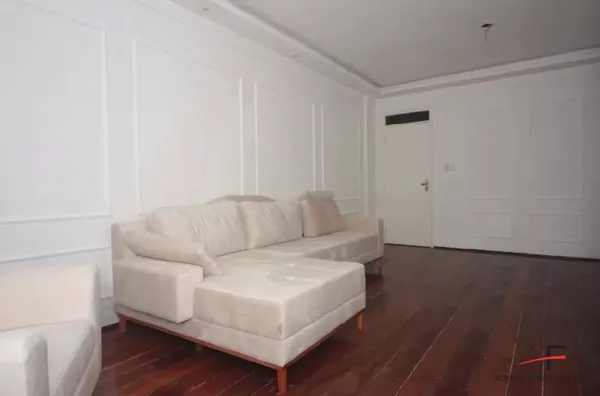 Apartamento com 2 suítes para venda no Edifício Hollywood