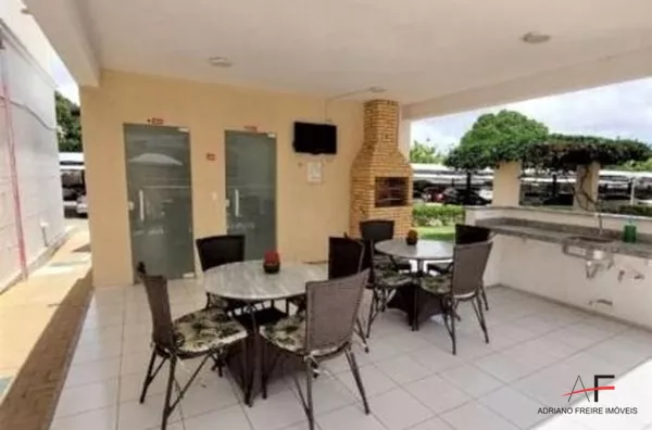 Excelente Apartamento com 3 quartos para Venda no Giardini Di Pádova