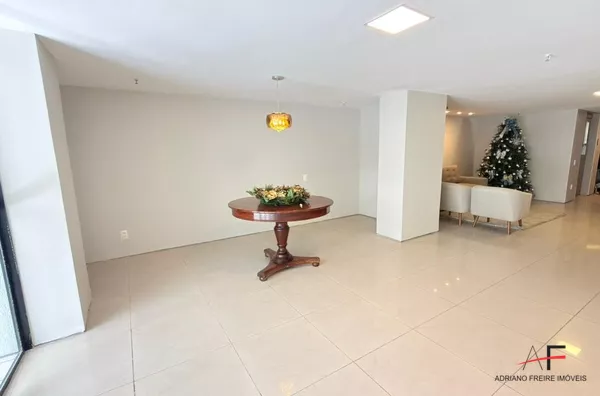 Apartamento com 3 quartos para Venda no Cocó