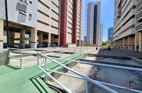 Excelente Apartamento Porteira Fechada com 3 quartos para Venda no Cocó