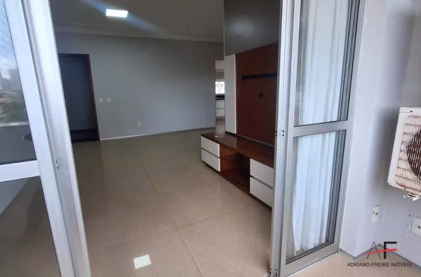 Apartamento com 3 quartos para locação no Papicu
