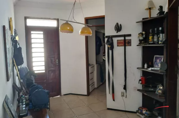 Excelente Casa Duplex com 4 quartos para locação no Parque Manibura