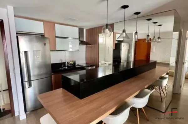 Excelente apartamento com Vista Mar, 2 quartos para Venda no Meireles