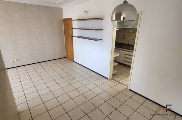 Apartamento com 2 quartos no Edifício Acapulco.