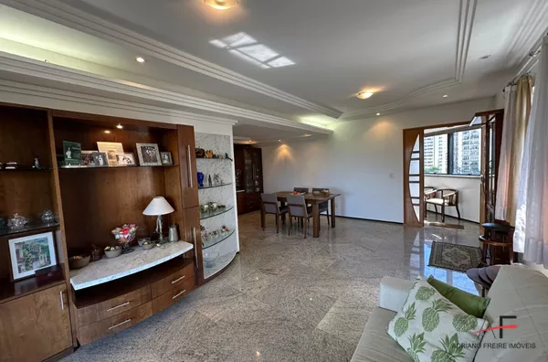 Excelente Apartamento Total Nascente, 4 suítes para Venda no Cocó