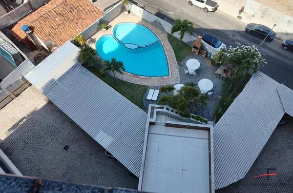 Apartamento com 3 quartos para venda na Varjota