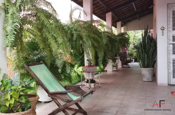 Casa solta projetada com 2 quartos para venda no Jardim das Oliveiras