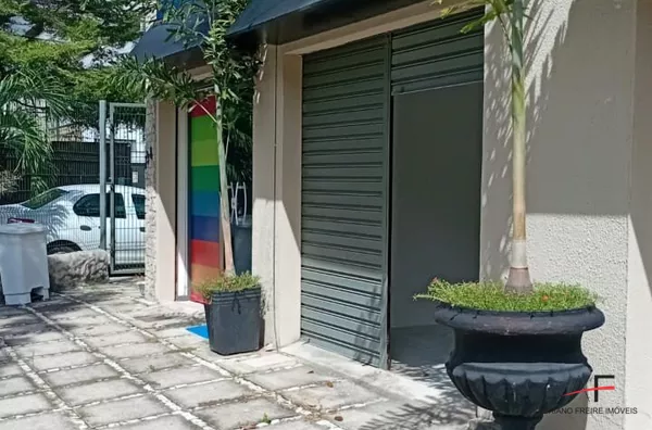 Sala Comercial com dois ambientes amplos para locação no Papicu