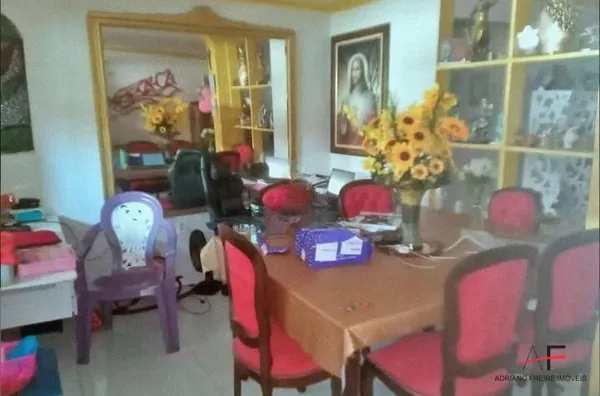 Casa Plana com 3 quartos para Venda na Cidade 2000