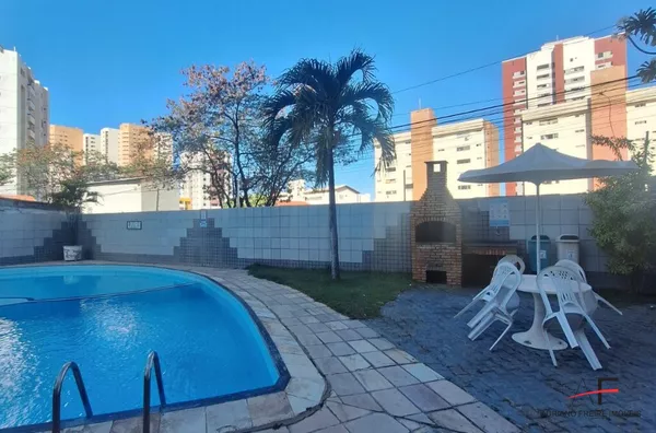 Apartamento com 3 quartos para Venda no Meireles