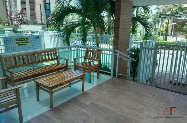 Apartamento Porteira Fechada com Vista Mar, 2 quartos para Venda no Meireles