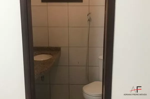 Apartamento com 2 quartos, próximo a Praça Portugal