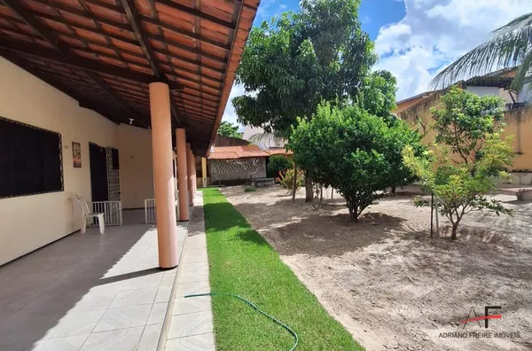 Excelente Casa com 3 suítes para venda na Messejana