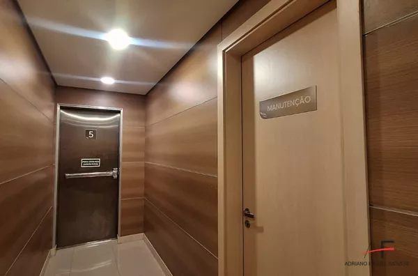Sala para locação no melhor Centro Empresarial, Rio Mar Trade Center