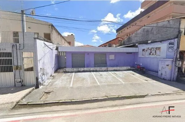 Excelente Casa Comercial para venda no Centro de Fortaleza