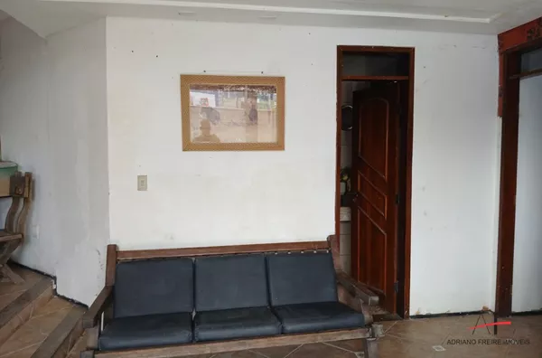 Excelente Casa Duplex com 4 quartos para locação no Parque Manibura