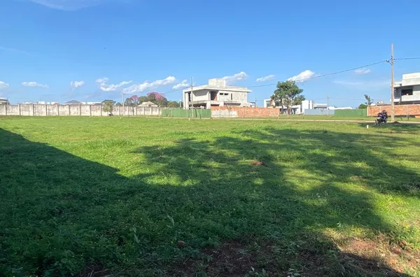 Terrenos para venda no condomínio Villa Firenze em Pato Branco - PR