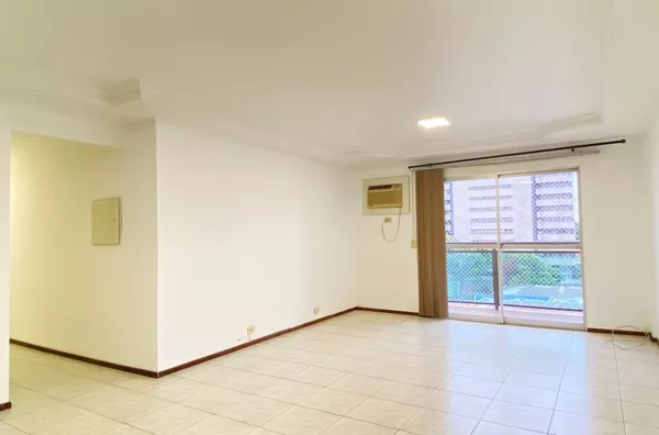 Apartamento para venda no edifício Professor Bernardo Litzinger no Centro de Pato Branco - PR