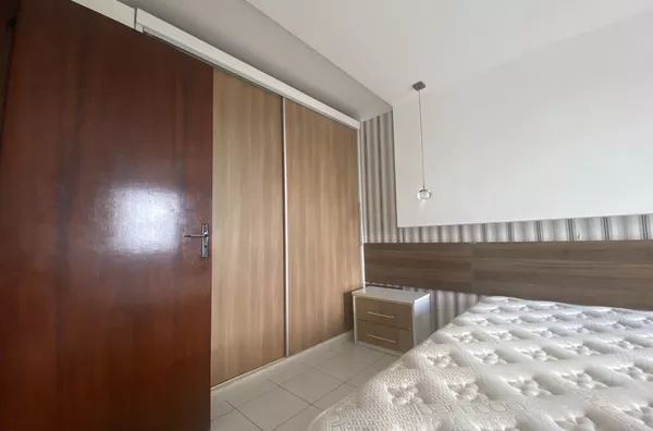 Apartamento para locação no Edifício Vivaldi em Pato Branco - PR