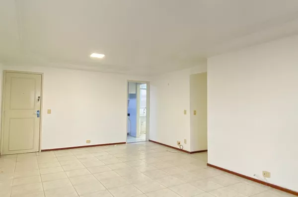 Apartamento para venda no edifício Professor Bernardo Litzinger no Centro de Pato Branco - PR