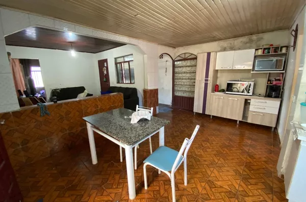 Terreno com casa para venda no bairro Jardim Marisa em Pato Branco - PR