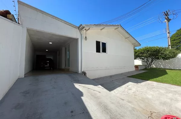 Casa para venda no bairro Conjunto Libra em Pato Branco - PR