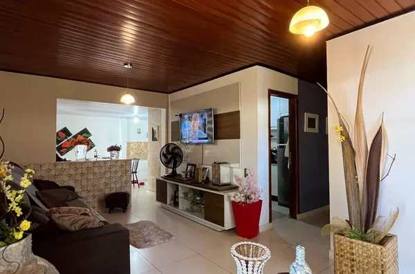  Casa para venda na Vila A em Pato Branco - PR