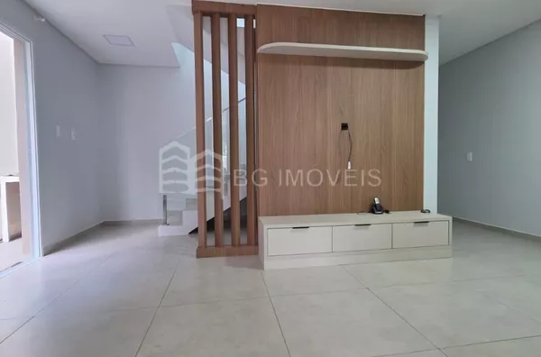 Sobrado para aluguel, 2 quarto(s),  Cadorin, Pato Branco