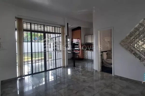 Área gourmert com churrasqueira