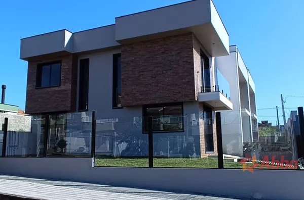 Casa em Residencial Santa Júlia para aluguel,  Camobi, Santa Maria