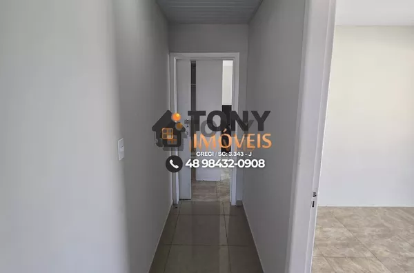 Casa com piscina de 3 dormitórios sendo 1 suíte localizada no bairro Areias - São José - SC. - Foto 11