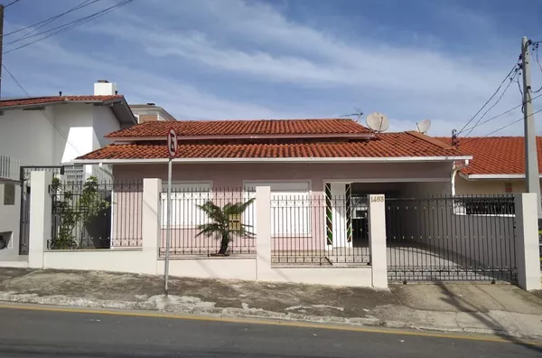 Belissíma Casa ! 