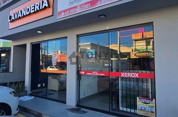 Sala comercial para locação no bairro Bela Vista - São José - SC