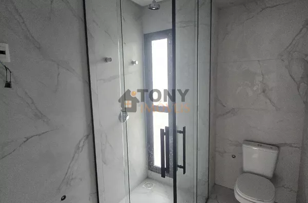 INCRIVEL CASA COM 4 SUITE NO BOSQUE DAS MANSOES 