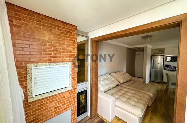 APARTAMENTO COM 2 QUARTOS NA AV DAS TORRES AO LADO DO BISTEK