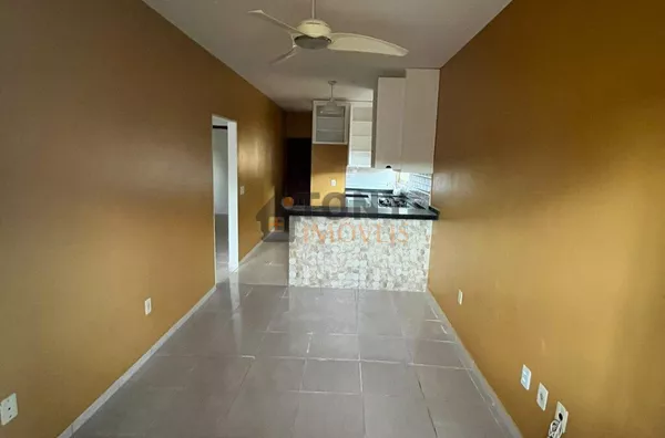CASA COM 2 DORMITÓRIOS - VAGA PARA 3 CARROS - Foto 11