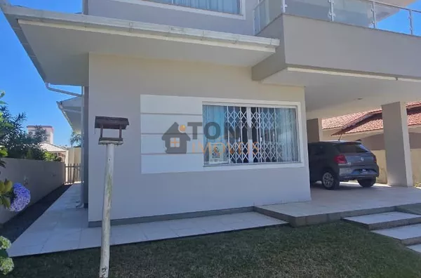 Casa de 3 dormitórios e 2 suítes na praia do Sonho - Palhoça - SC