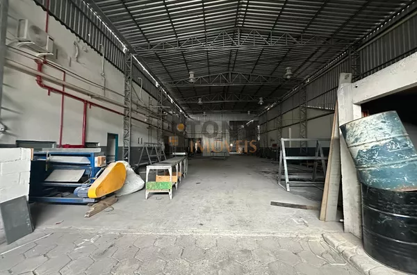 GALPÃO COM 2000M² PRIVATIVOS PERTO DA BR EM BIGUAÇU - Foto 8
