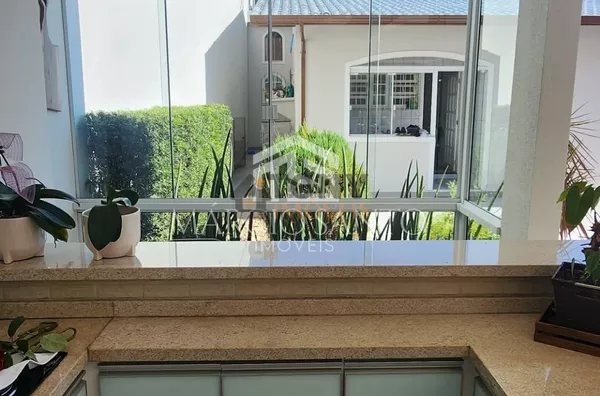 Linda casa de 3 quartos sendo 2 suítes localizada no Loteamento Vila Dourada no bairro Bela Vista - São José. - Foto 19
