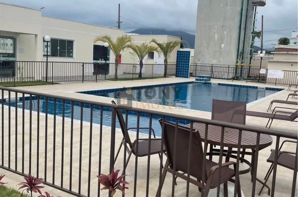 Apartamento de 2 dormitórios semi-mobiliado com vaga privativa localizado no bairro Forquilhas - São José - SC